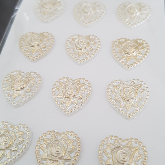 15 pcs 3D Heart Gold Stickers 0.75" In. - Picture 3 of 6
